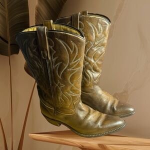 VTG Brown Western Cowboy Leather Boots Sz 11 pre-love